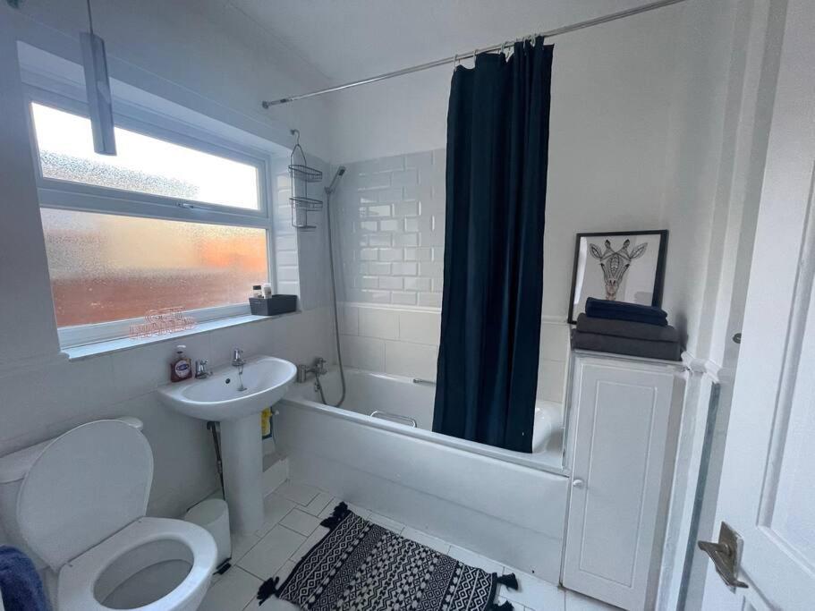 3 Bedroom House In Dartford Exteriör bild